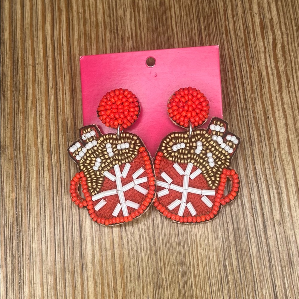 🍵 Hot Cocoa Earrings